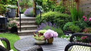 Shade Gardening, How to Grow a Thriving Lawn in Low Light